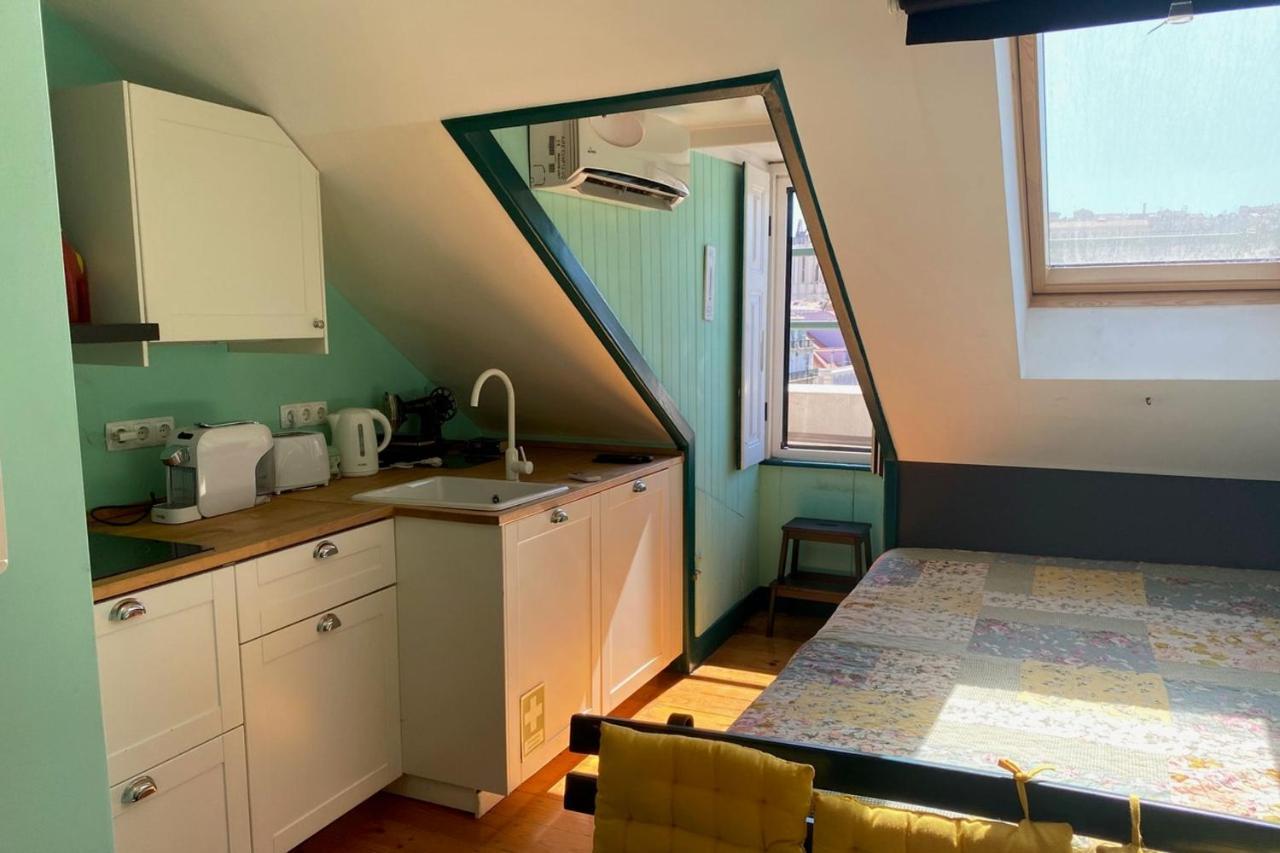 Lisbon Heart Apartments - Green Apartment By Lovelystay Bagian luar foto